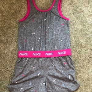 Nike outfit 4T